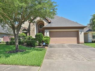 1560 Garden Lakes Dr, Friendswood, TX 77546