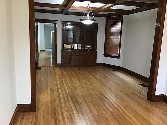 4th image of 4739 N Talman Ave #1