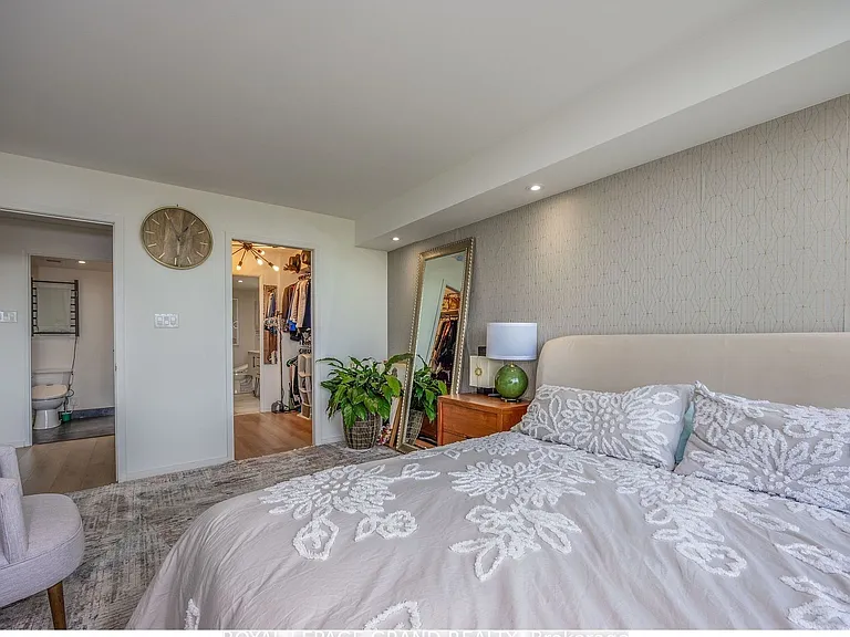 131 Torresdale Ave S #906 — Photo 31