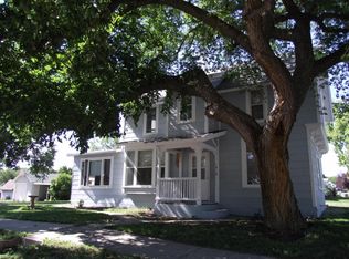 1816 E Humboldt St, Pierre, SD 57501