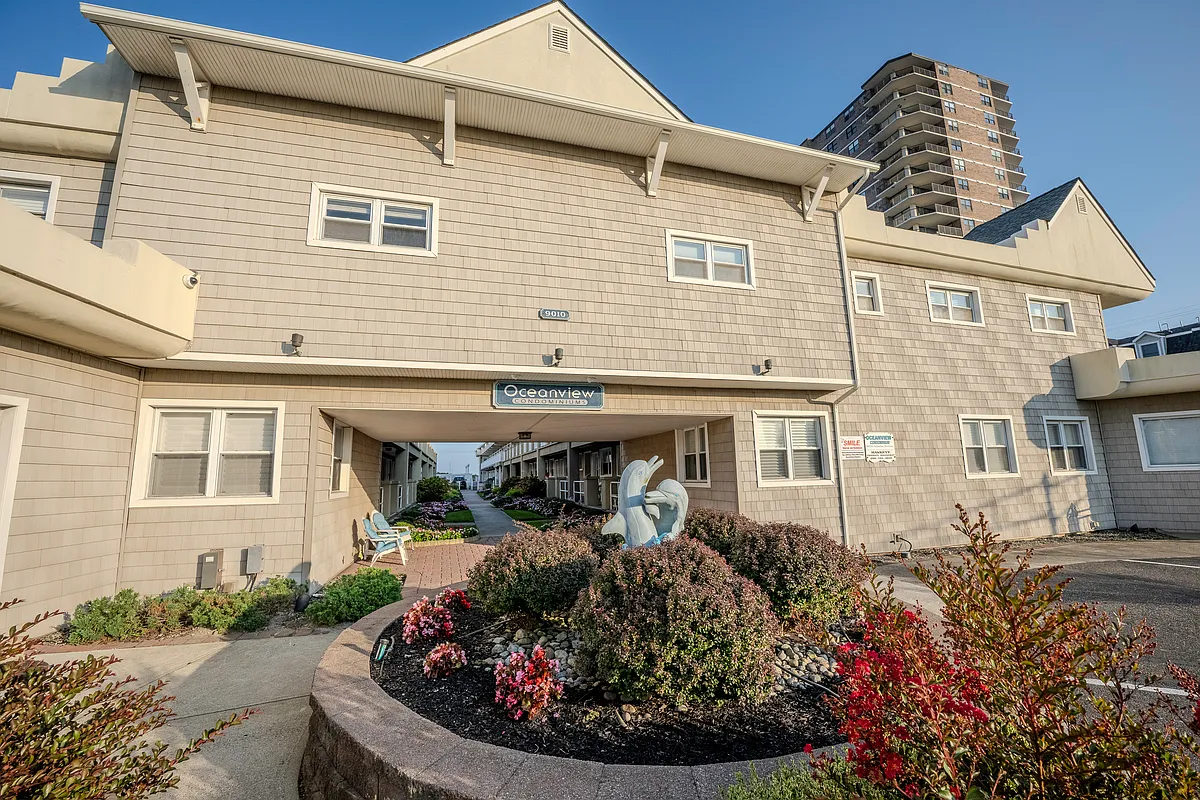 Building Photo - 9010 Atlantic Ave #224