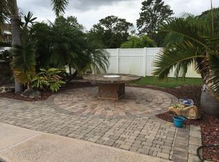 472 SE Evans Ave, Port Saint Lucie, FL 34984