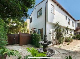 934 N Ogden Dr, Los Angeles, CA 90046
