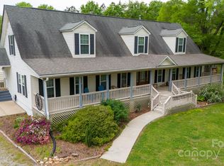 3199 Harmony Rd, Catawba, SC 29704