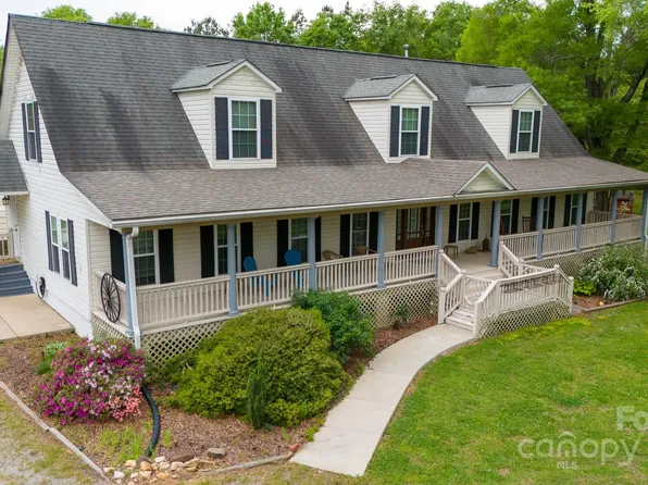 3199 Harmony Rd, Catawba, SC 29704