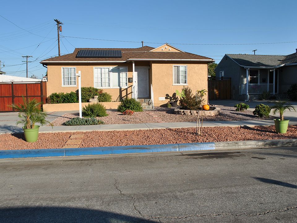 street view with curb appeal