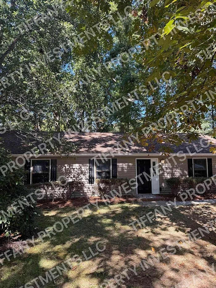3 bed, 2.0 bath, $1,775 — Photo 2
