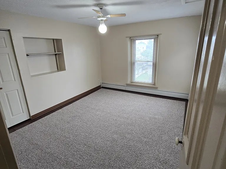 340 Main St #B — Photo 13