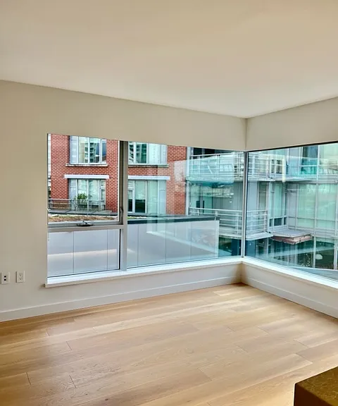 1770 Davie St #302 — Photo 5