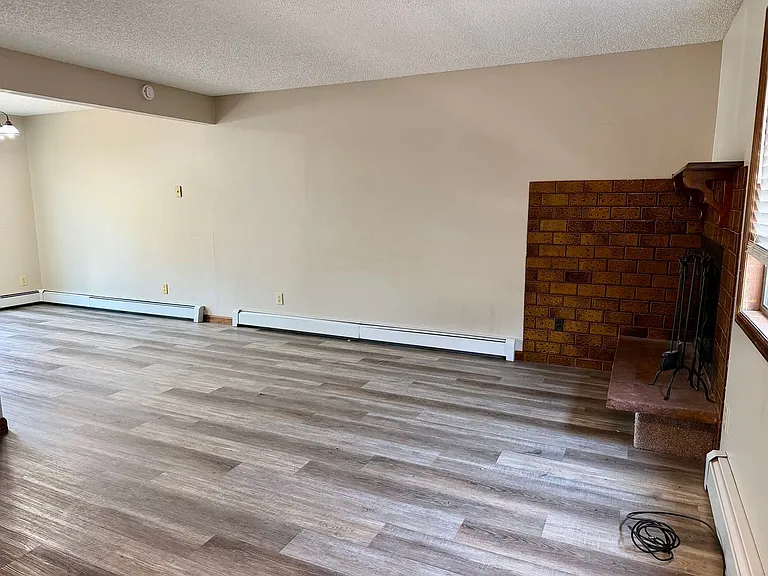 1624 Azalea Dr #2 — Photo 2