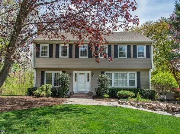 19 Bedford Rd, Mahwah Twp., NJ 07430