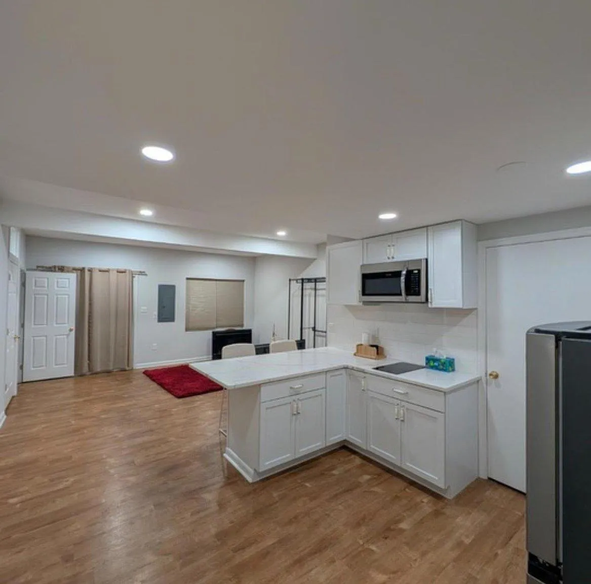 1 bed, 1.0 bath, 2582 sqft, $1,500 — Photo 3