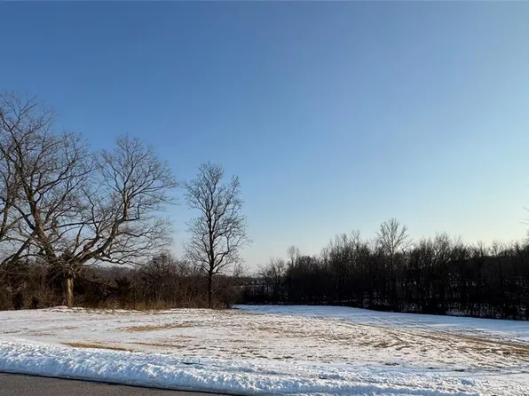 235 Deer Creek Rd, Cape Girardeau, MO 63701