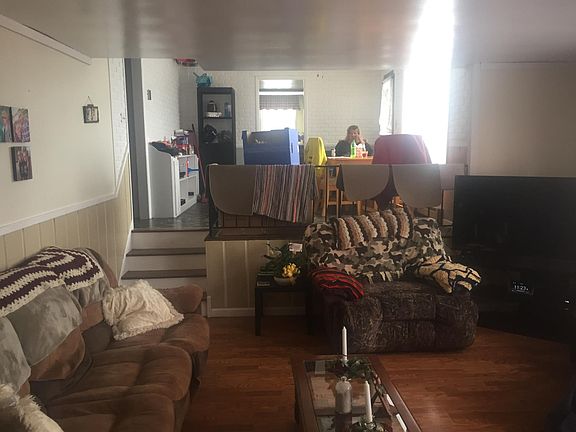 Family room into dining room
