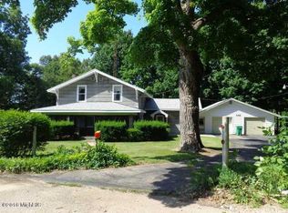4145 Howe Ln, Buchanan, MI 49107