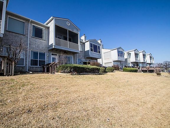 3rd image of 502 Oakbrook Dr