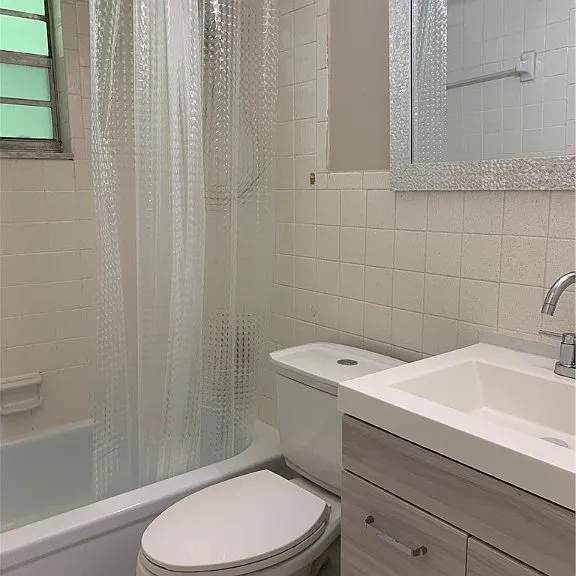 815 Courtington Ln #2 — Photo 5