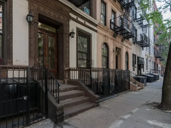 324 East 90th Street image 11 of 13