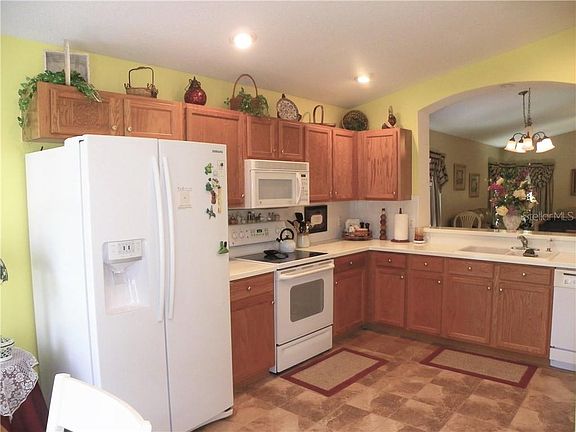 5th image of 18323 Rock Oak Ct