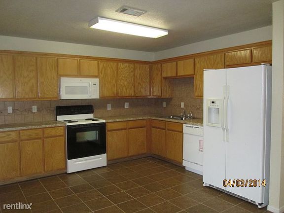 5th image of 4107 Shasta Unit B