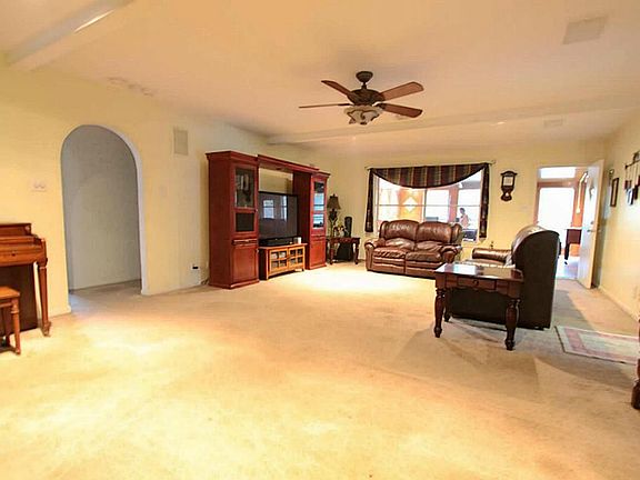 4th image of 16823 Cimmaron Dr
