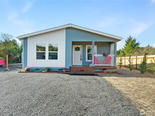 175 Wishkah Street SW, Ocean Shores, WA 98569