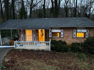 490 Fairlane Cir NW, Atlanta, GA 30331