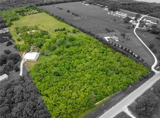 917 E 543rd Rd, Lawrence, KS 66047