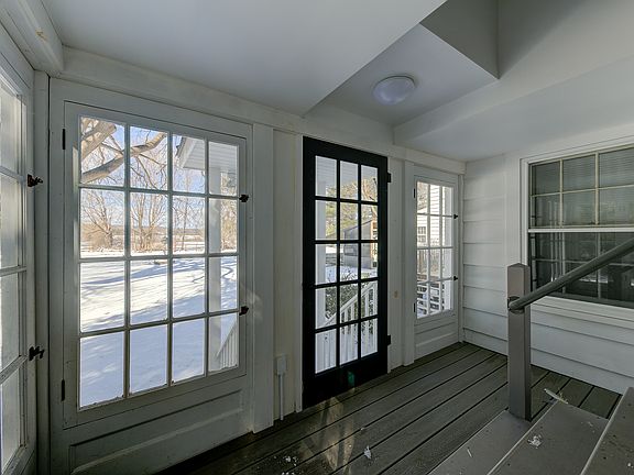 3rd image of 367 Church St #D