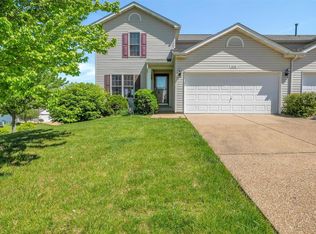 508 River Forest Dr, Wentzville, MO