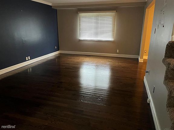 4th image of 52651 Bordeaux Way