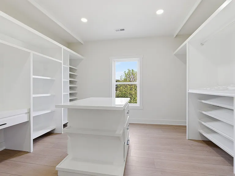 442 General John Payne Blvd — Photo 5