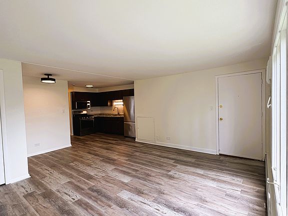 5th image of 9430 S 85th Ct APT 1S
