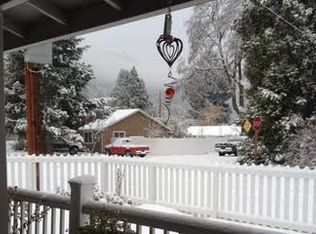 585 N 1st Ave, Gold Hill, OR 97525