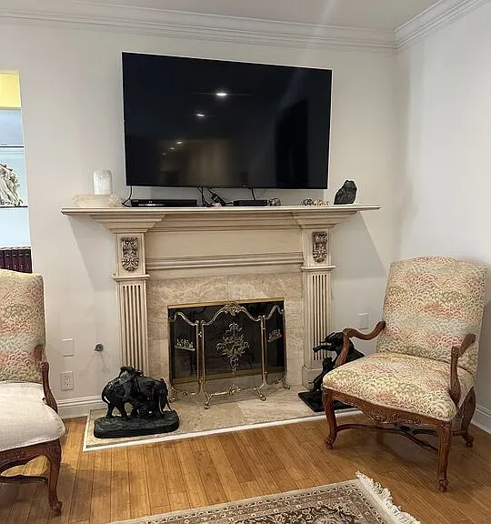 324 N Palm Dr #206 — Photo 40
