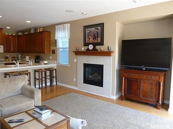 5th image of 7157 Roycroft Dr