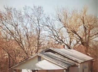 217 Caulfield Ave, Camdenton, MO 65020