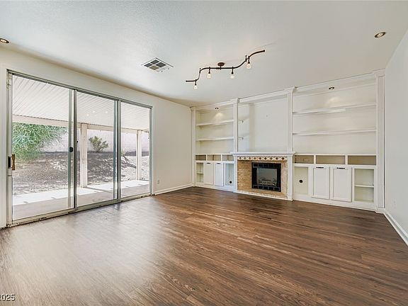 5th image of 7901 Holly Knoll Ave