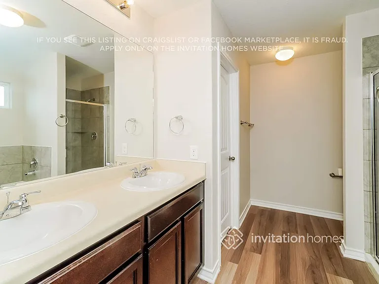 8907 Taylor Grv — Photo 11