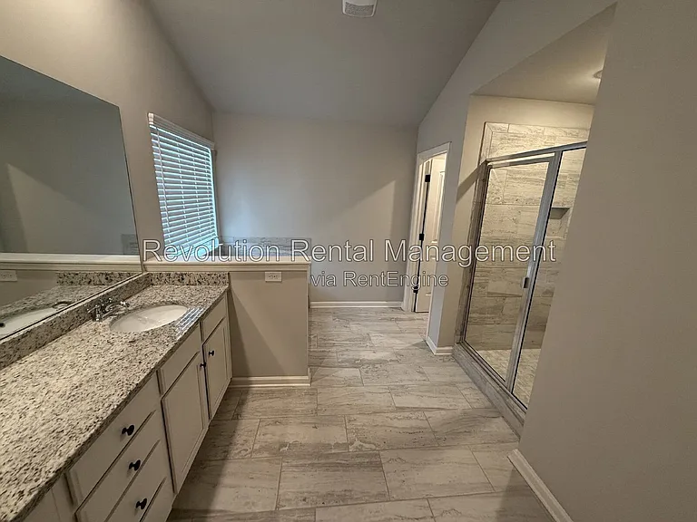 1009 Fable Ln — Photo 20
