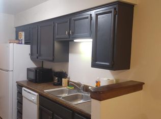 1001 S 1st St #4, Springfield, IL 62704