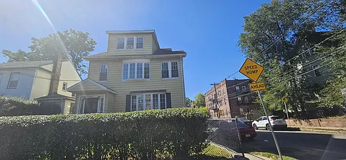 264-266 Pomona Ave #1 Photo 1