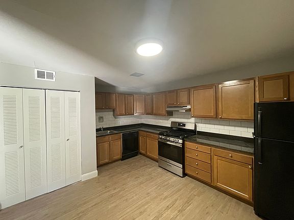 5th image of 220 E Lane Ave #93323f1b9