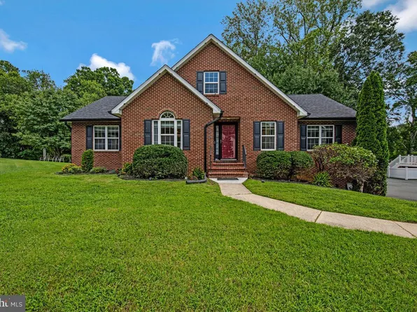 9931 Grant St, Lanham, MD 20706