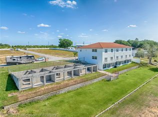 1900 Oasis Blvd, Sebring, FL 33870