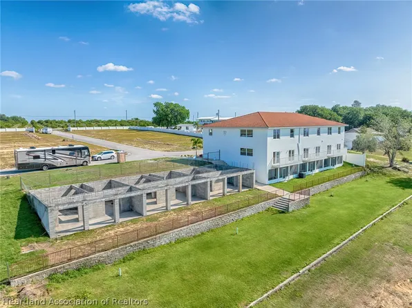 1900 Oasis Blvd, Sebring, FL 33870