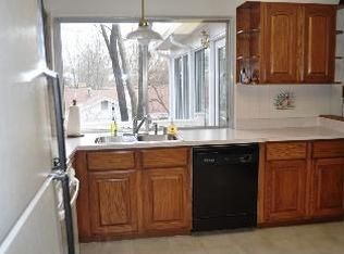 346 Bellezza Dr, Ballwin, MO 63021