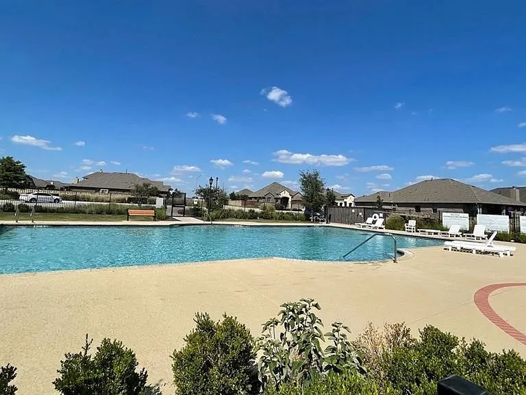 17717 Gilberto Dr — Photo 26