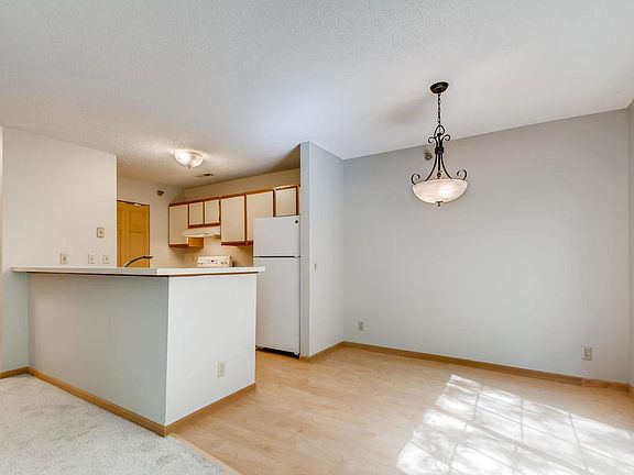 4th image of 6177 Chasewood Pkwy APT 102