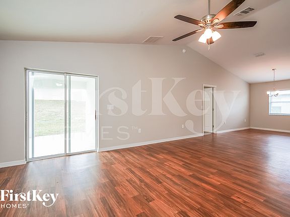 5th image of 881 Greenshank Dr